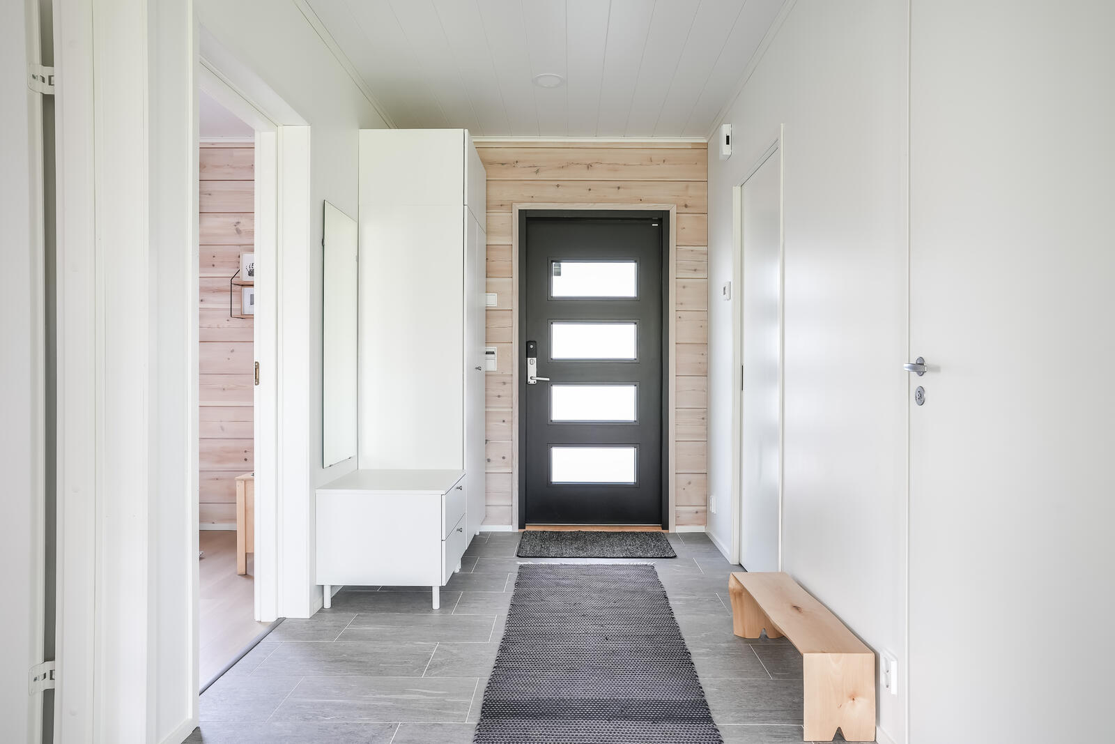 Eteinen (1) (6)